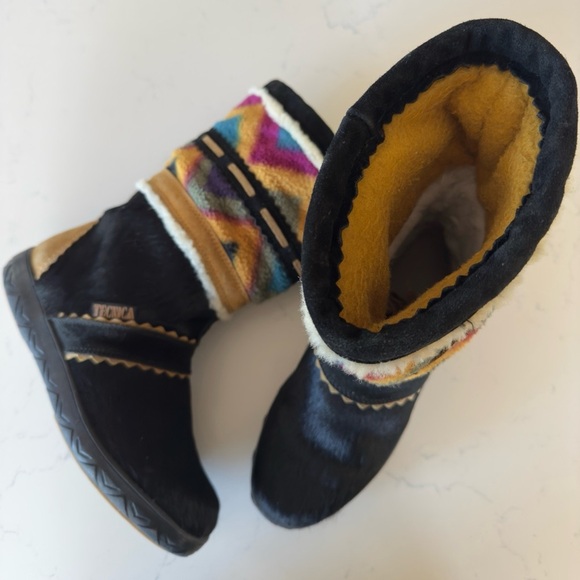 VTG Tecnica Fur/Suede with Fleece Lining colorful pattern made in Italy Size:6.5 - Picture 1 of 5
